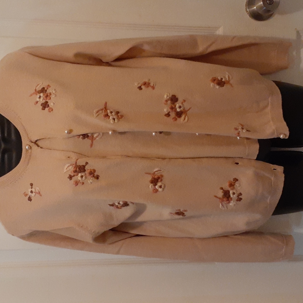 Sweater set - Picture 5 of 8